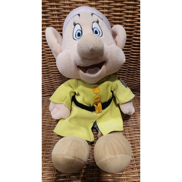 VINTAGE‎ Disney Store SNOW WHITE SEVEN DWARFS DOPEY Plush Stuffed Animal 13" - Picture 1 of 9